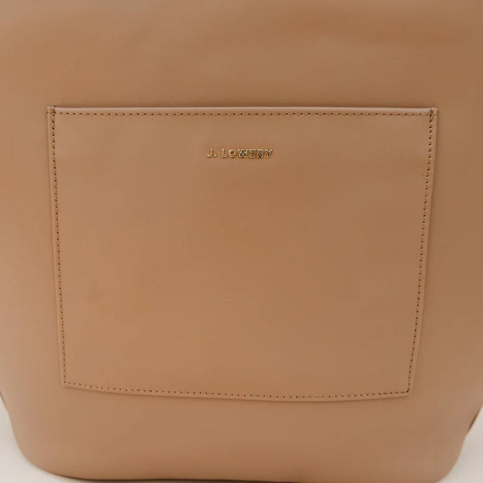 Tote in Smooth Tan