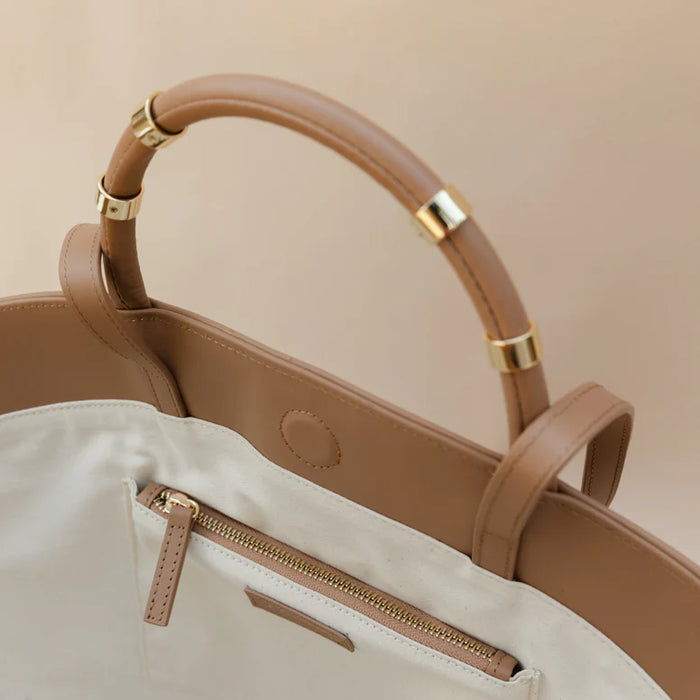 Tote in Smooth Tan