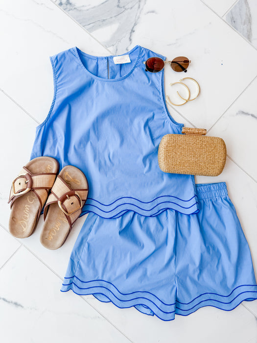 Sleeveless Contrast Scallop Top